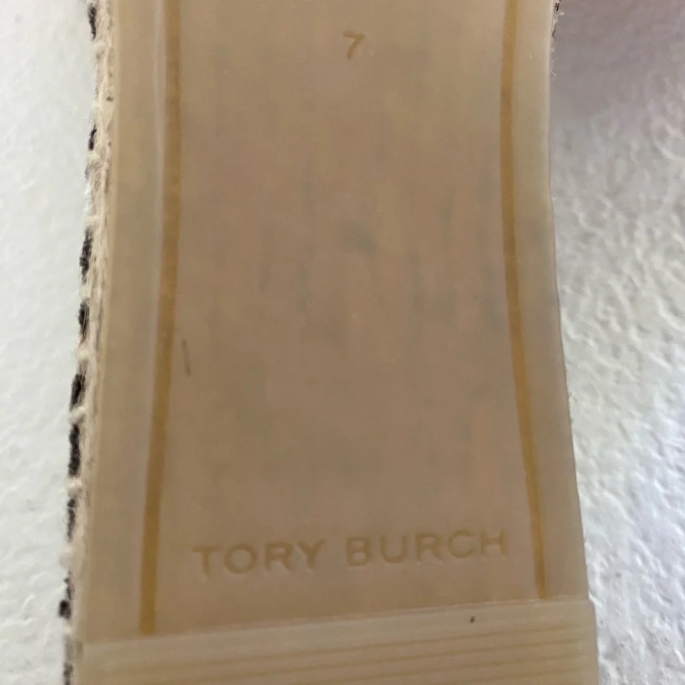 Tory Burch tory burch